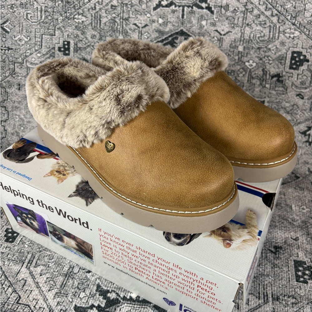 Bobs by Skechers Keepsakes Lite Cozy Blend Slipper Womens Size‎ 10 Chestnut Clog